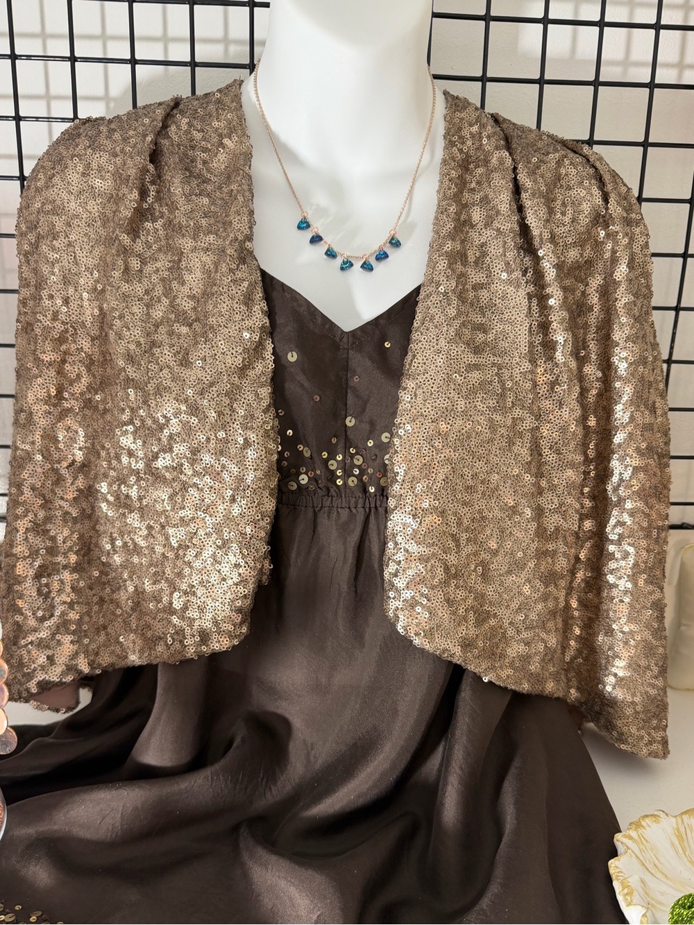 Gold Sequin Cropped Capelet - Picture 4 of 5